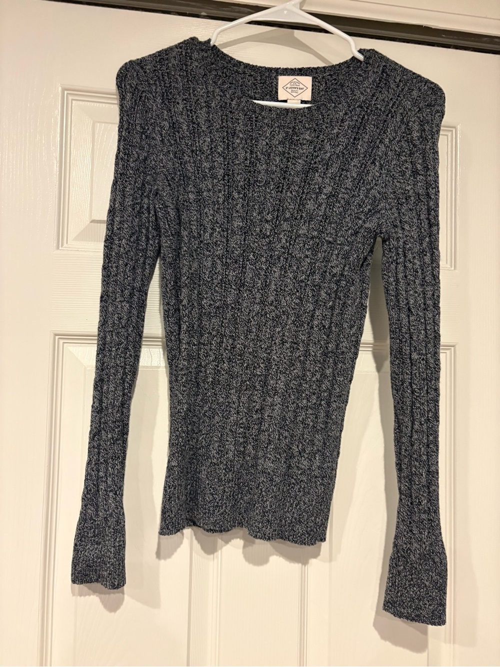 St. John's Bay Marled Black Gray Ribbed Crew Sweater